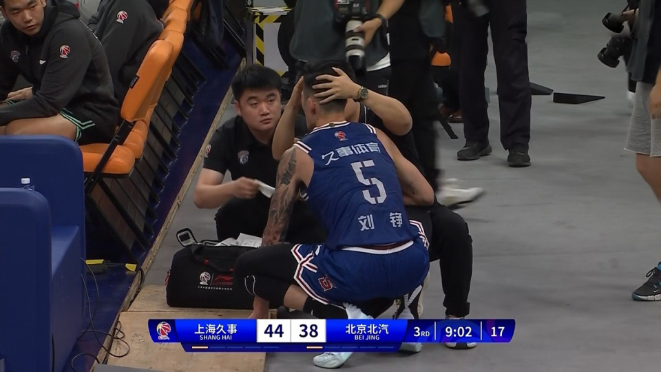 包含转会期NBA总决赛焦点战,上海久事再遭质疑,更衣室稳定,心理建设被强调的词条 包含转会期NBA总决赛焦点战,上海久事再遭质疑,更衣室稳定,心理建设被强调的词条