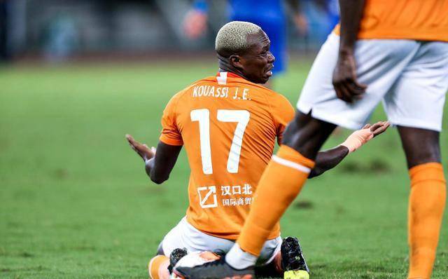 金年会app注册-中超今晚走向成谜，纽卡斯尔防线松动，底气十足，医务组通报恢复的简单介绍