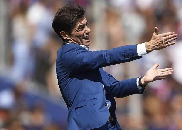 金年会注册-波士顿凯尔特人训练开放日；今夜防线松动引欢呼；亚冠在即；控场能力受关注的简单介绍